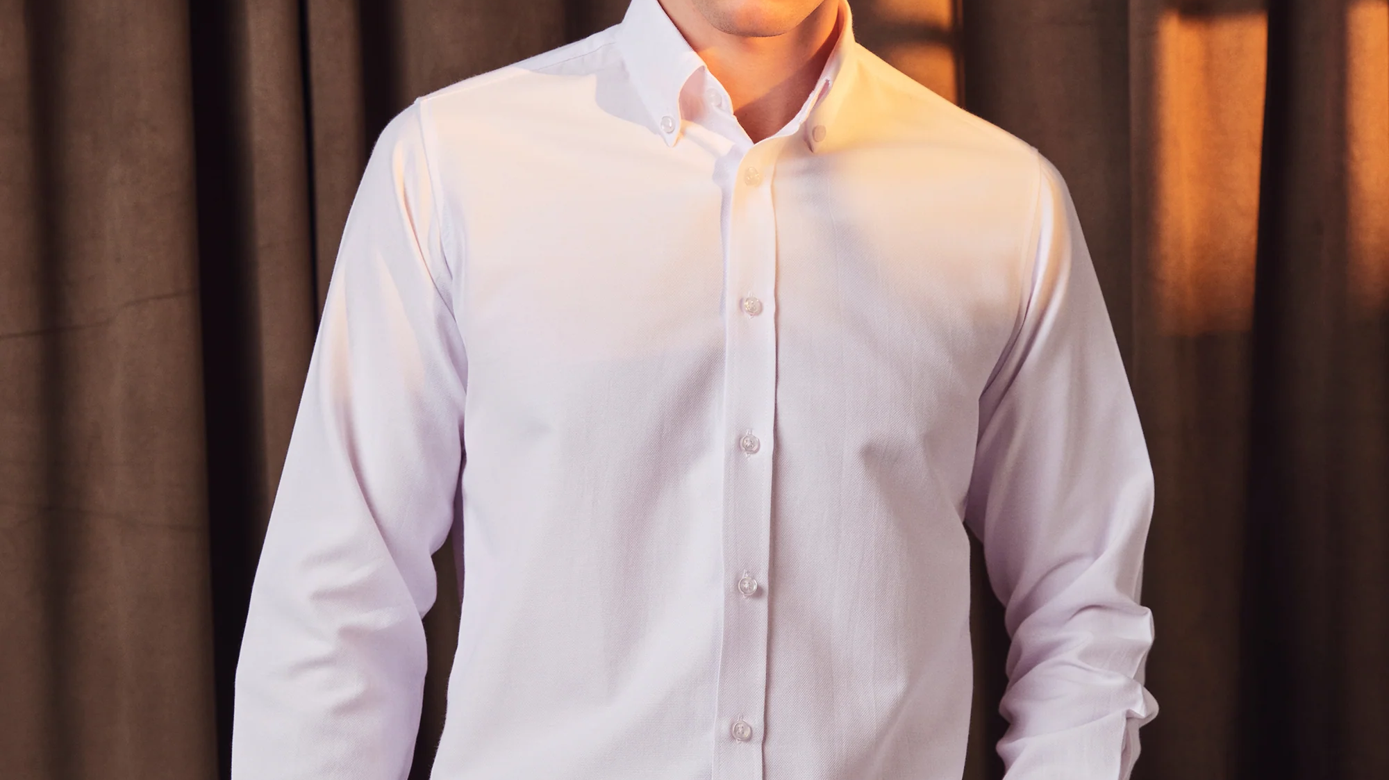 What Is An Oxford Shirt and Its Place In Men's Fashion?
