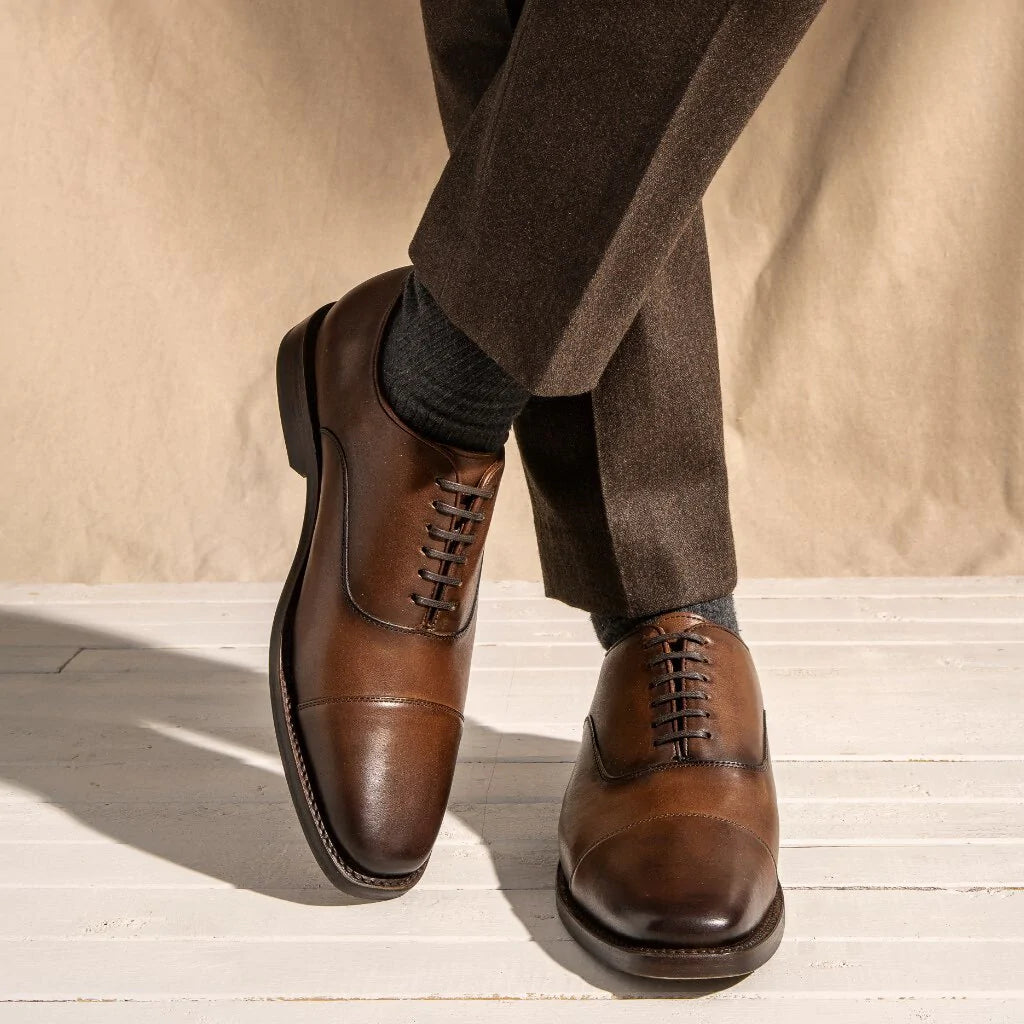 How to Wear Oxford Shoes for Men?